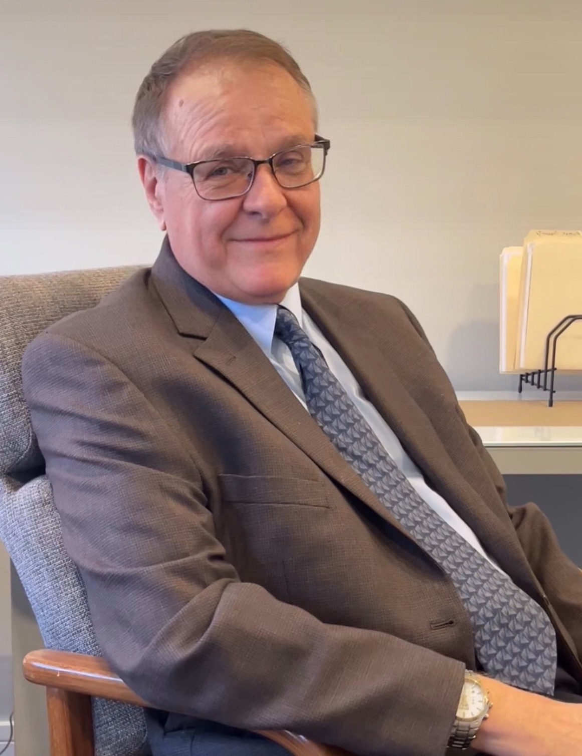 Edward J. Priz Expert Witness