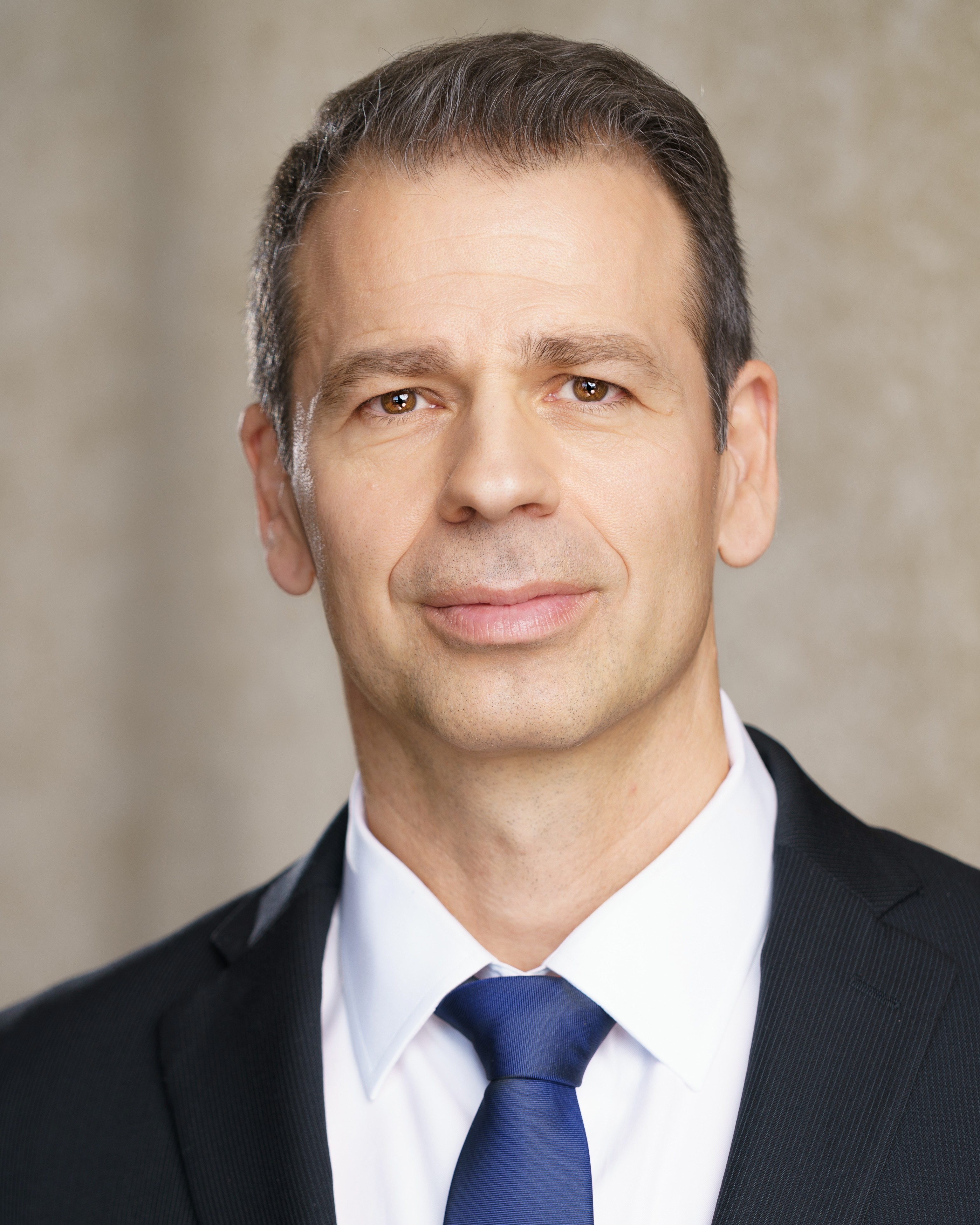 Istvan Jonyer Expert Witness